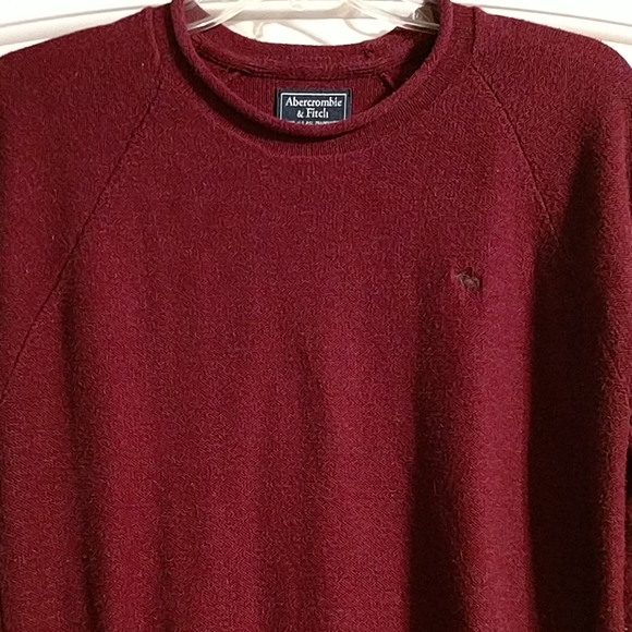 Abercrombie and Fitch pullover sweater - Picture 2 of 4
